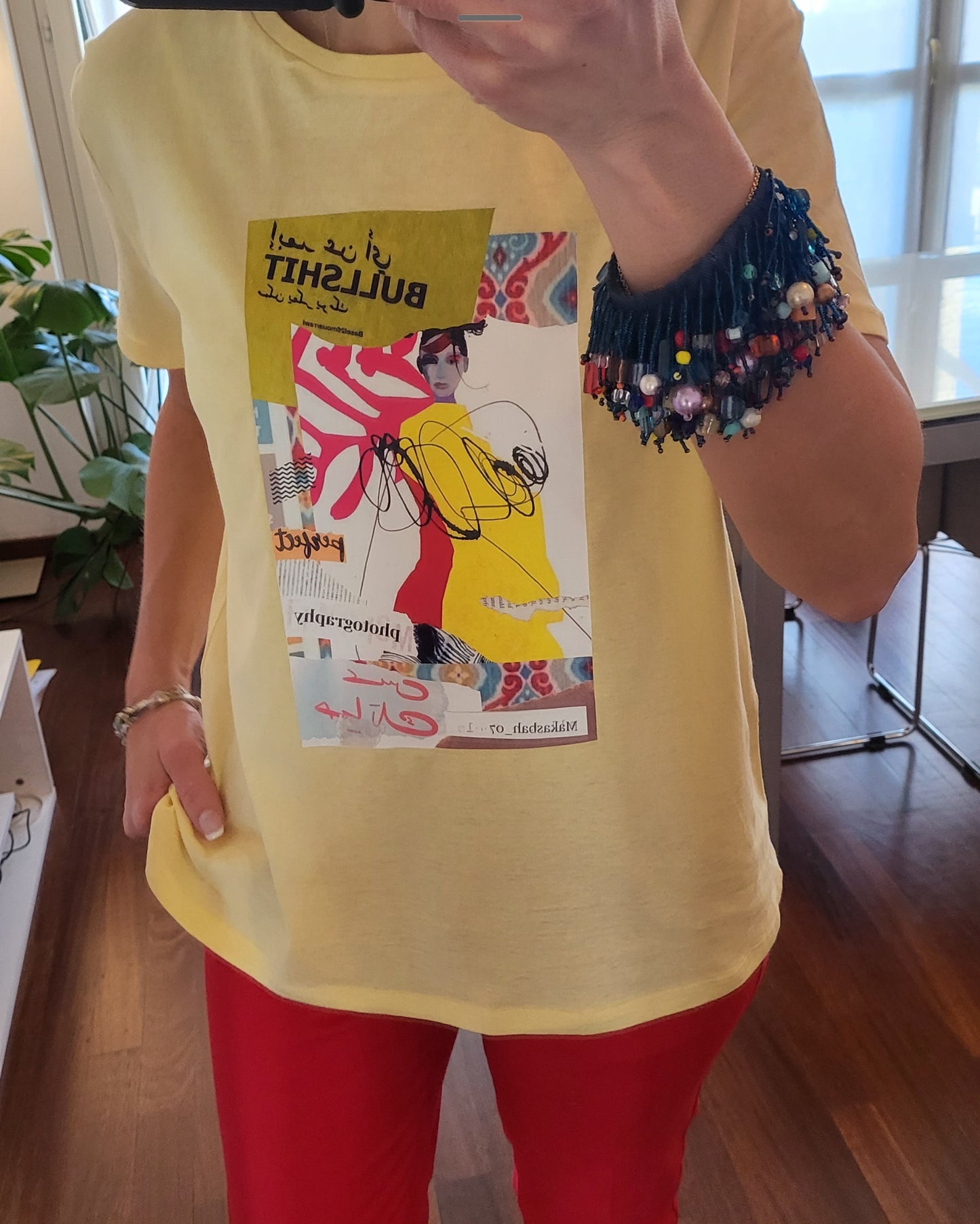 T-shirt giallo stampato